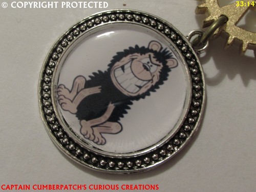 Steampunk Medal pin drape badge brooch cartoon Gnasher the beano #Fi22 - Picture 5 of 5