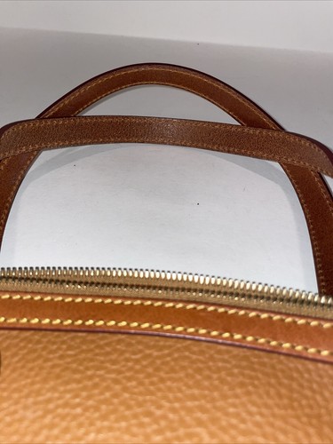 Vintage Dooney & Bourke English Brown Pebbled Leather Purse - Picture 14 of 14
