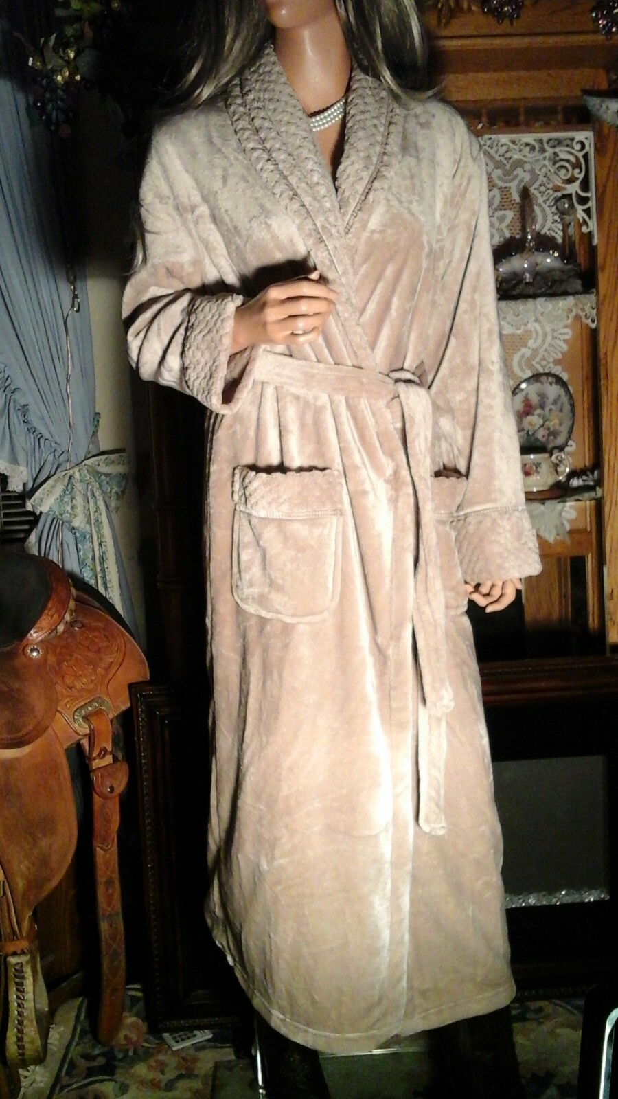Picture 2 of 6