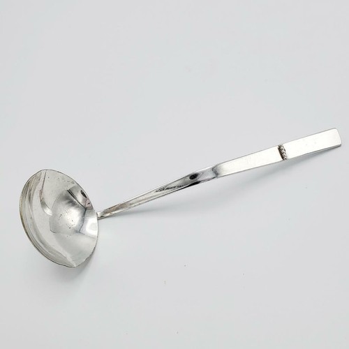 Cucharón de salsa plateado modernista escandinavo? "3 coronas marca 6 1/4""" - Imagen 1 de 7