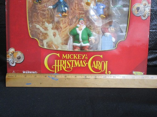 Disney Holiday Topolino's Christmas Carol Set di dieci figure Memory Lane - In scatola - Foto 2 di 6