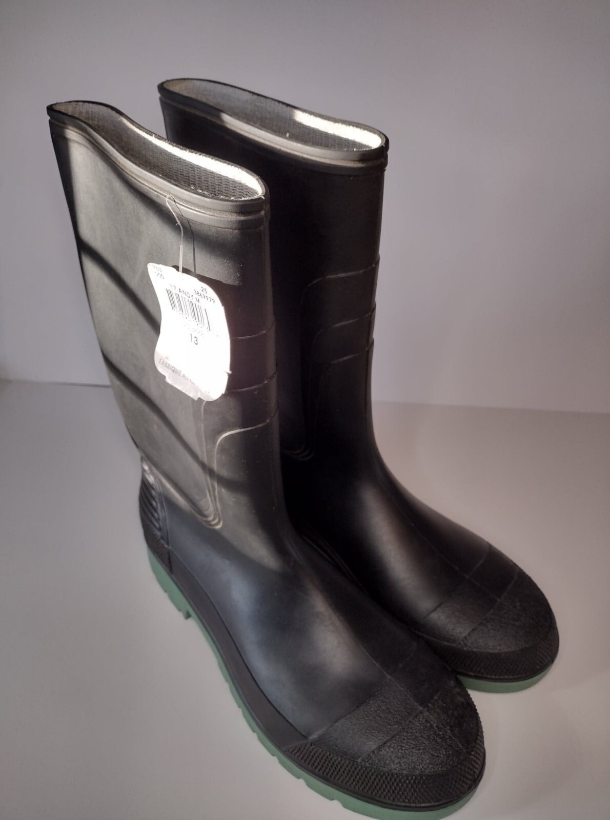 Rubber Boots BLACK WITH GREEN NEW 17 ANDY M SIZE 13 Gem