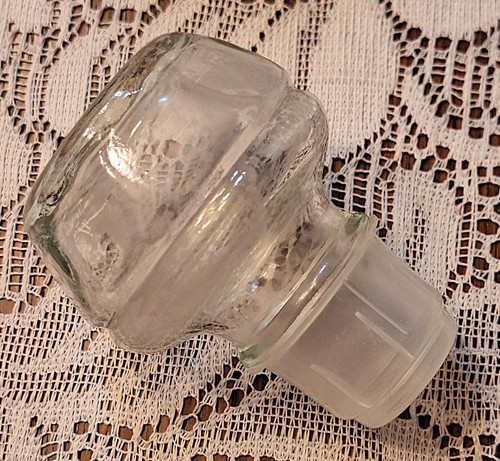 De colección Jarra de Whisky Vidrio Prensado con Tapón Corona Uvas Reales Grabado (leer) - Imagen 6 de 11