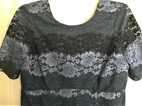 Neu mit Etikett A Pea in the Pod Umstandskleid blau Spitze Kurzarm Gr. M Medium - Bild 2 von 3