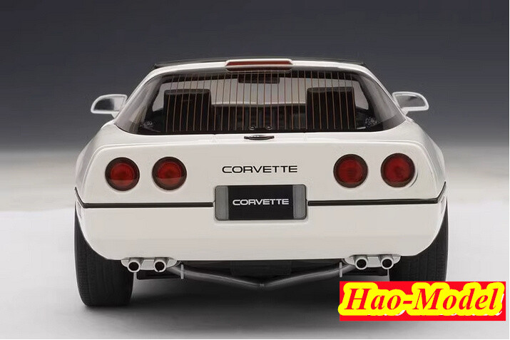 AUTOart シボレー コルベット C4 1:18 ホワイト AUTOart シボレー