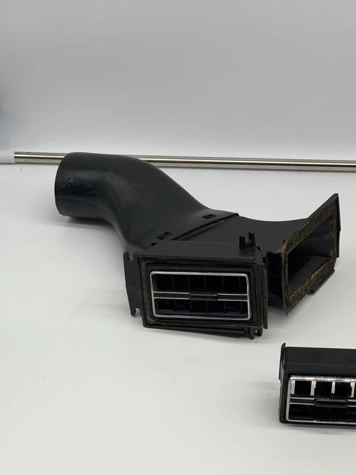 Полный комплект вентиляционных отверстий для приборной панели 1967-1968 Cadillac Fleetwood Deville Eldorado 67 68 - Изображение 2 из 4