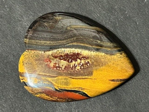 GORGEOUS HEART SHAPED WORRY STONE MADE FROM TIGER IRON !!! - Picture 17 of 19