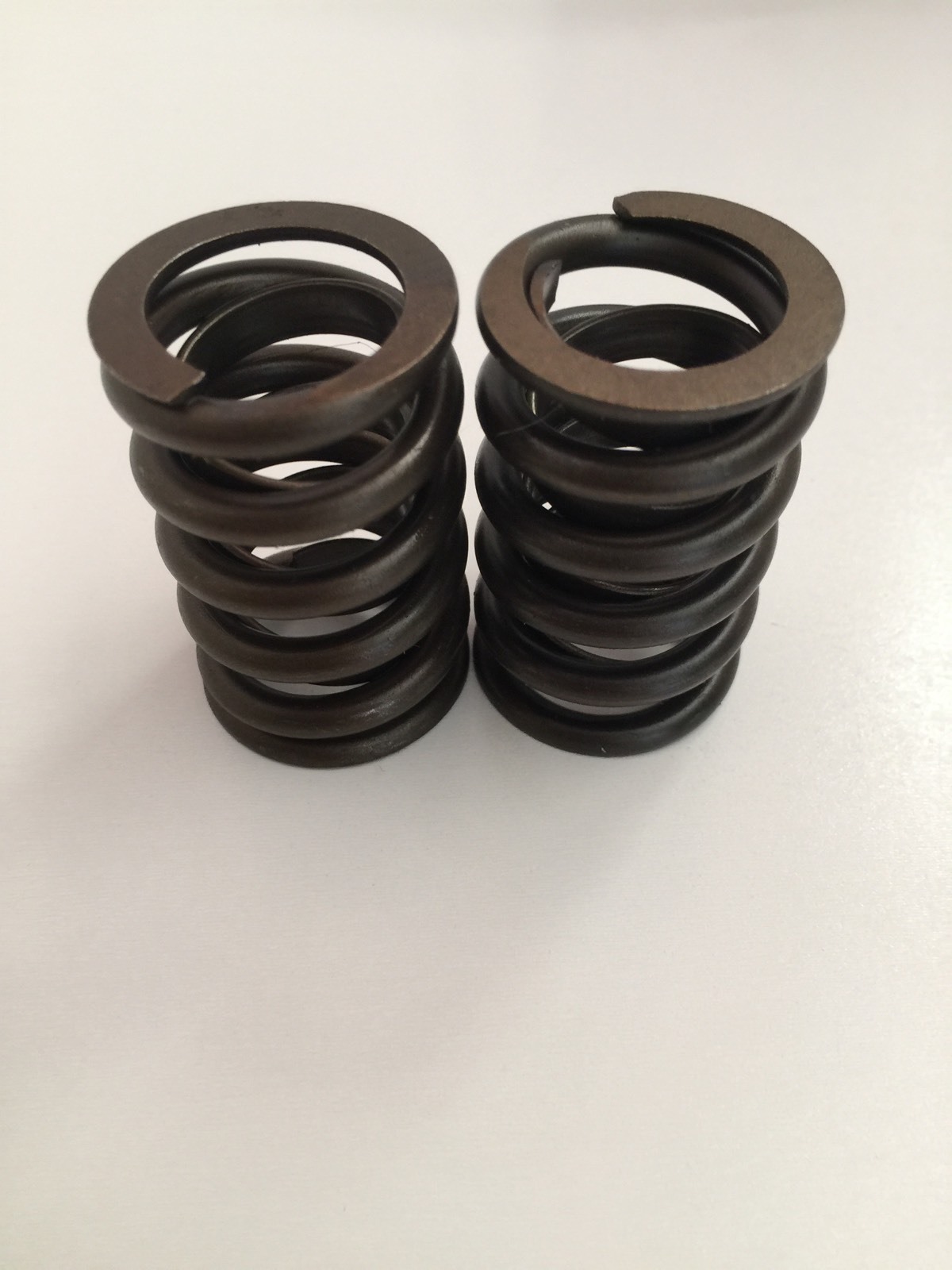 RV HP Z28 VALVE SPRING SET OF 4 CHEVY 283 305 327 350 383 400 .550