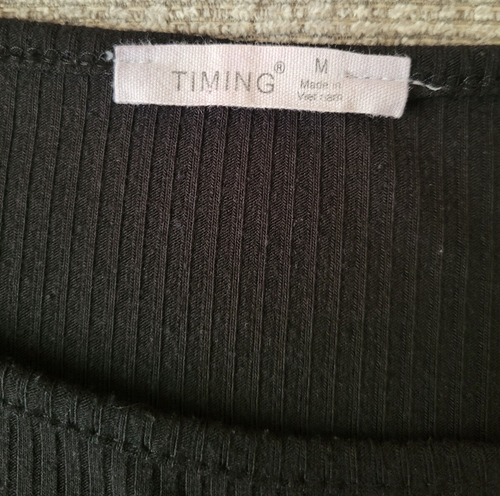 Timing Black Ribbed Short Stretch Cap-Sleeve Crop Top T-Shirt Undersized M/XS - Picture 3 of 3