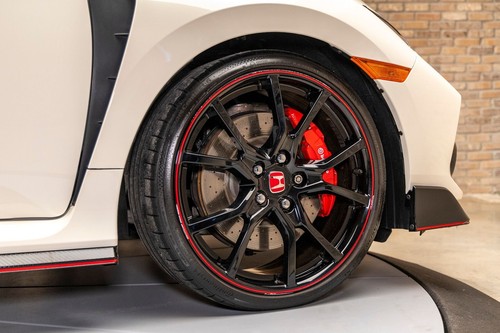 2019 Honda Civic Type R - Picture 14 of 24