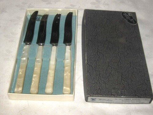 A Boxed Set of 4 N.O.S. Australian Wiltshire Nacrolaque (Pearl) Steak Knives - Picture 4 of 10