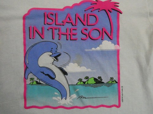 VTG 1990 Dolphin 'Island In The Son' Art Shirt, White, Size Small, 3 Small Spots - Picture 6 of 15