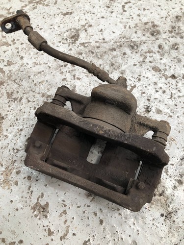 Ford Transit Courier Brake Caliper Front NS Left Side Diesel 1496cc MPV 2017 s56 - Picture 6 of 9