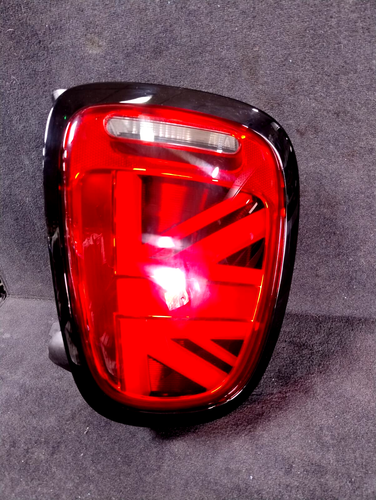 OEM MINI Union Jack Left Tail Light 63217435133 F56 F55 F57 (2013-2019) - Picture 4 of 11