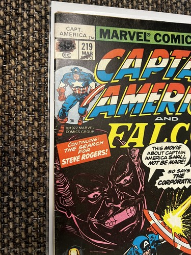 Cómics de Marvel de Capitán América y Halcón #219 1977 - Imagen 2 de 11