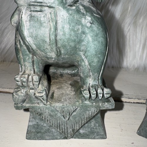 Vintage Pair of Chinese Green Hardstone / Jade Dogs of Foo for Good Feng Sui - Picture 13 of 15