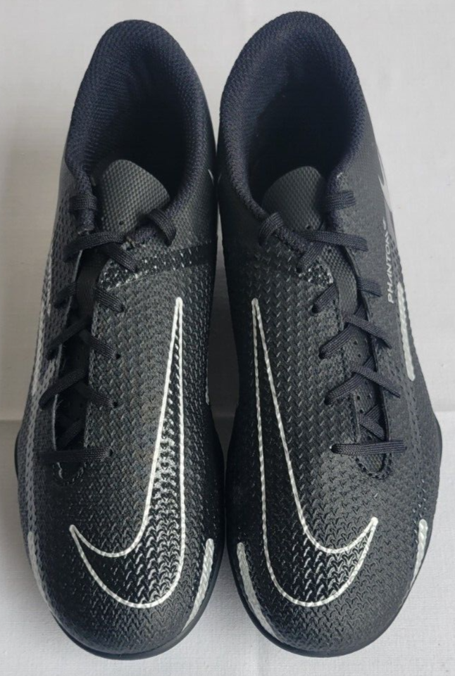 Mens Size 4.5 Black Silver Nike Phantom GT2 Club FG/MG Mens Size 4.5 Black Silver Nike Phantom GT2 Club FG/MG