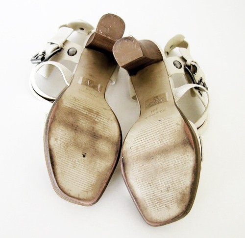 $150 NINE WEST Ankle Wrap Ivory Leather SANDALS * 7.5 ~ EUC - Picture 6 of 6