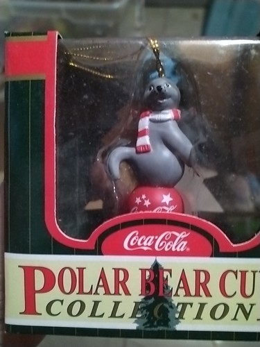 1998 Coca-Cola Polar Bear Cub Collection Seal On Red Ball T 24 - Picture 2 of 2
