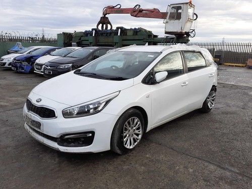 Kia Ceed Mk2 (JD) 2012-2018 Kühlmittelüberlauf Ausdehnungsflasche Tank 25430A2000 - Bild 10 von 17