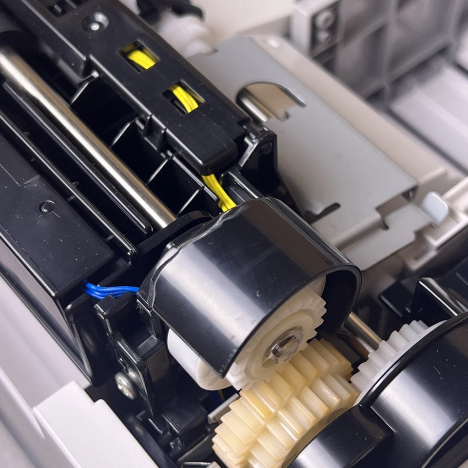 Xerox 550-Sheet Paper Tray SKU: 497K13630 - Image 3 of 4