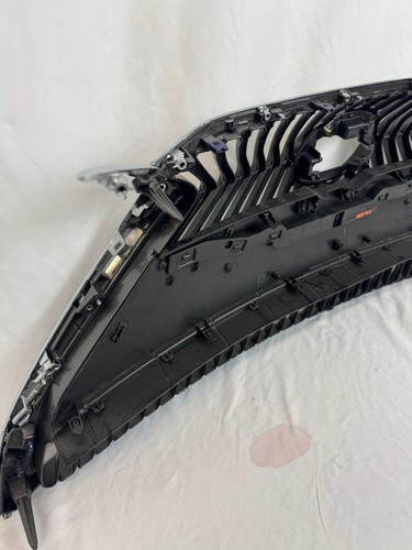 2019-21 LEXUS ES ES350 ES300H CHROME GRILLE OEM PART 53112-06A40 *DAMAGED* - Bild 3 von 7