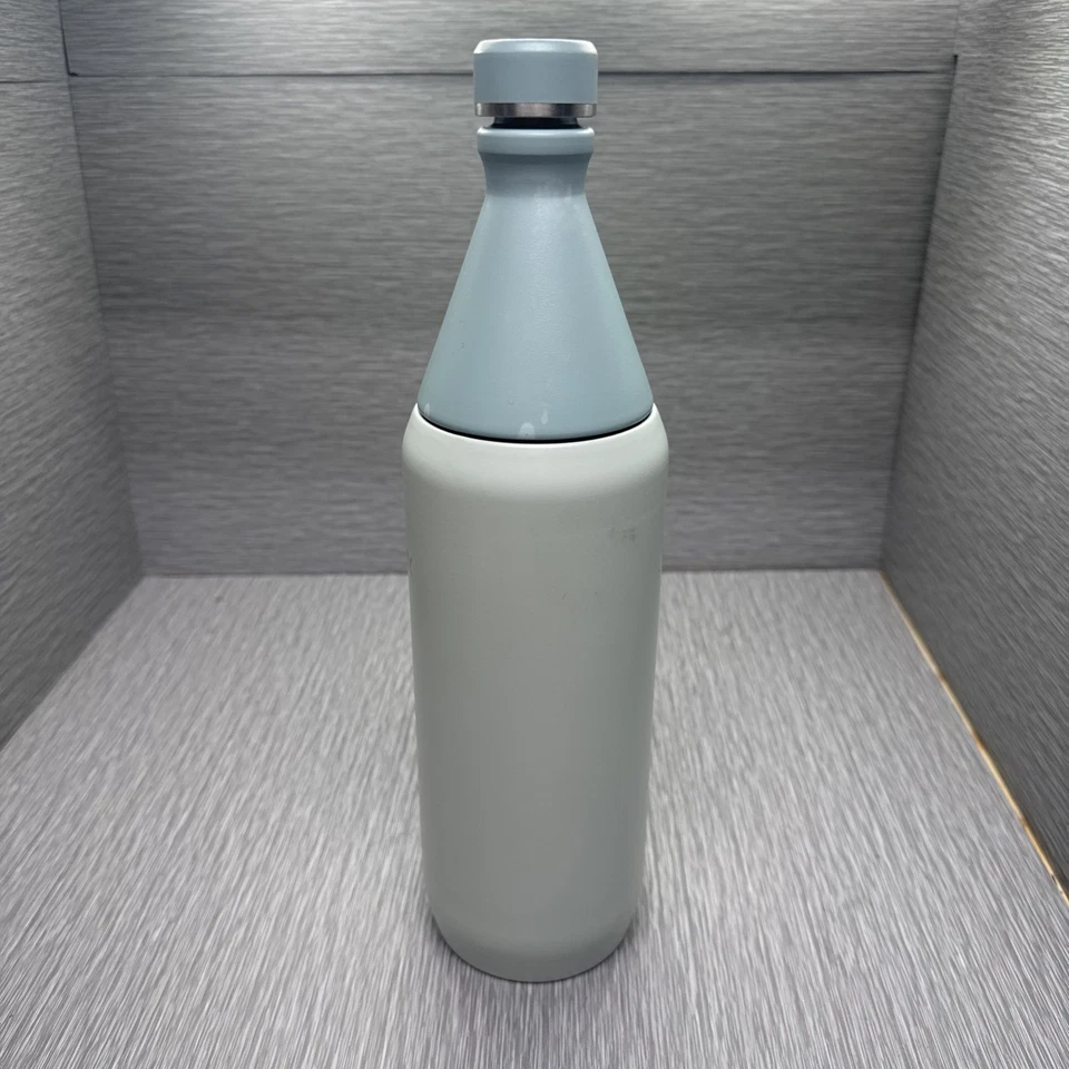 Stanley IceFlow 34 oz stainless steel slim water bottle leakproof straw cap blue - Image 3 of 4