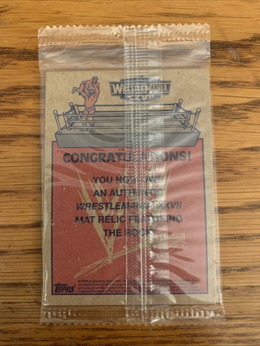 2012 Topps Heritage DWAYNE THE ROCK JOHNSON  WWE Wrestlemania XXVII Mat SEALED - Picture 2 of 2