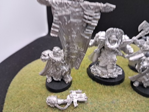 Games Workshop Warhammer 40k Space Marines Figures (Metal) - Picture 1 of 5