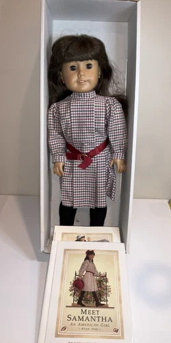 Vintage American Girl Pleasant Company Samantha Doll and Two Books! Box!