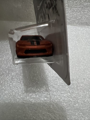 Neue 2018 Hot Wheels Camaro Serie! '18 Chevy Camaro SS! Walmart Exclusive! #E8 - Bild 4 von 7