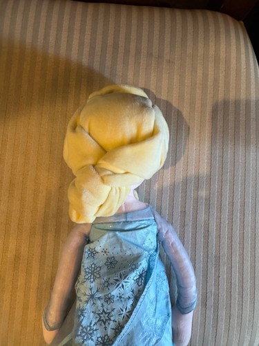 Muñeca Princesa Elsa Disney con Vestido Azul Brillante y Capa 18" 2015+ - Imagen 8 de 8