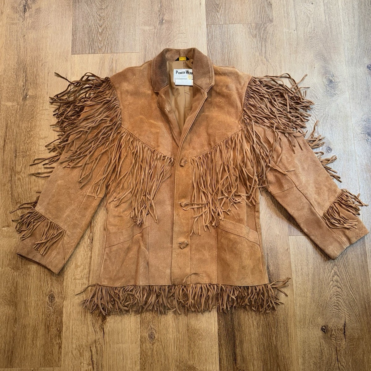 Pioneer Wear　レッド　スエード　フリンジ　ジャケット Pioneer Wear Red Fringe Vintage Leather Jacket. For Sale at Ruby Lane