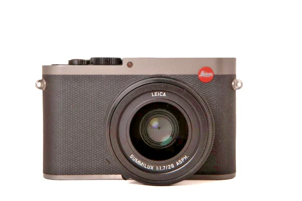 Leica Q Digital Cameras for Sale | Shop New & Used Digital Cameras