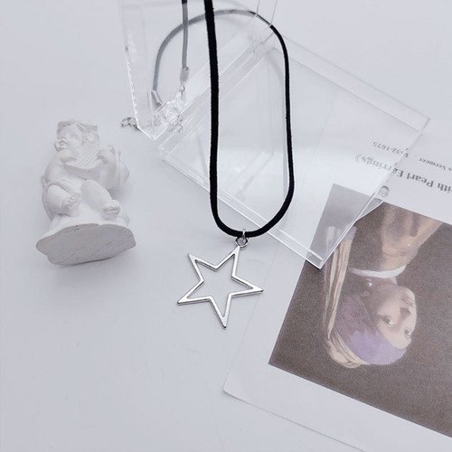 Hollow Star Pendan Necklace Fashion Choker Simple Clavicle Chain Necklace - Picture 7 of 8