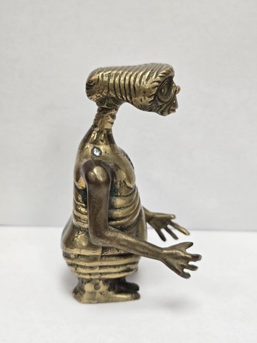 De colección E T El Extraterrestre Raro Era Original E.T. Figura de latón 4" - Imagen 2 de 7