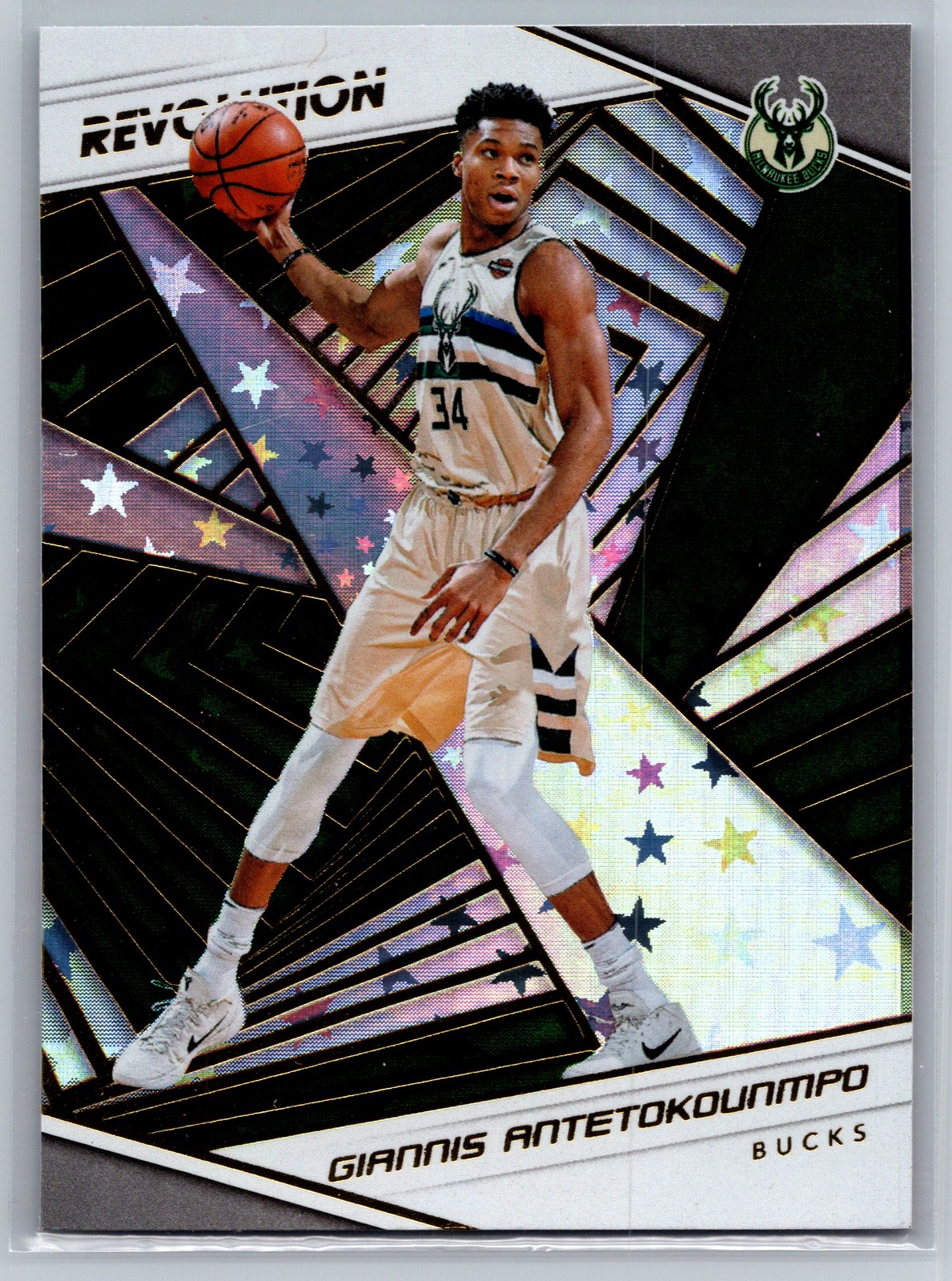 2018  Panini Revolution Astro 41 Giannis Antetokounmpo