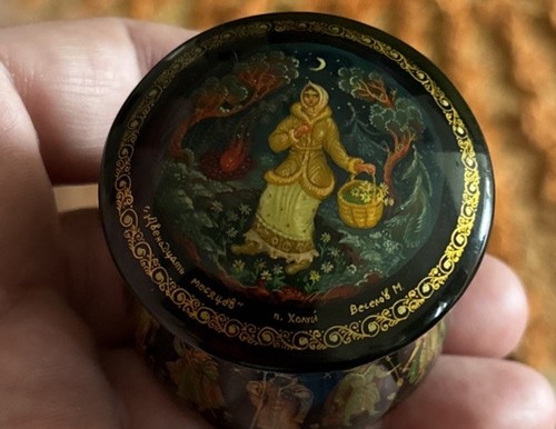 Rare Vintage 1990 Russian Kholui 12 Months HandPainted Cylinder Wood Box Veselov - Bild 10 von 14