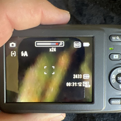 Kodak PIXPRO FZ41 16MP Digital Camera - Black - Imagen 5 de 12