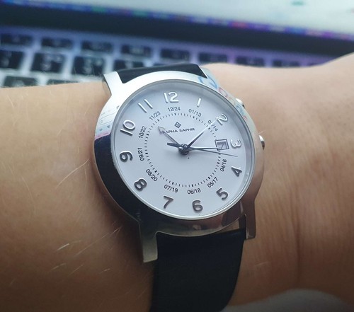 Alpha Saphir 50M WR St. Steel 37mm Quartz Mens Watch Uhr Montre - Foto 2 di 8