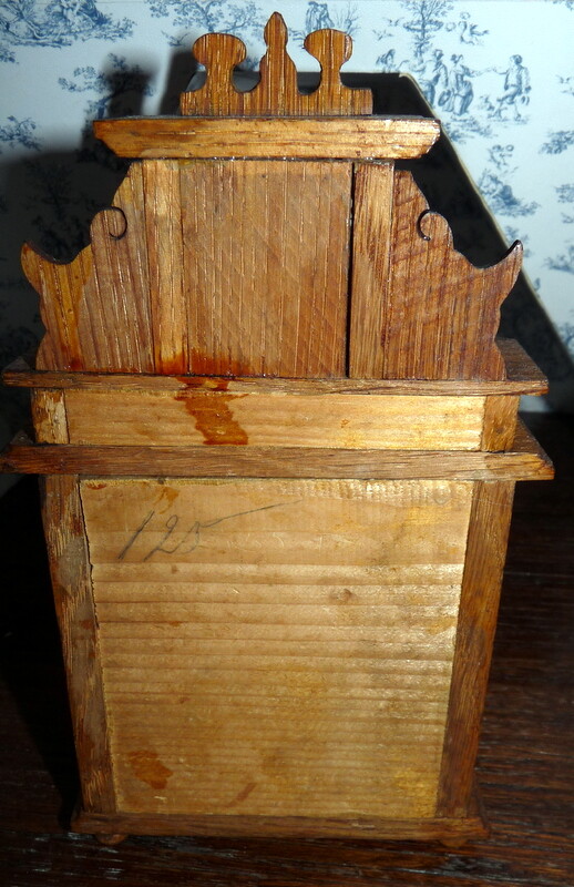 Antique c.1880 German Schneegas Wood Cabinet 1:12 Dollhouse Miniature populair