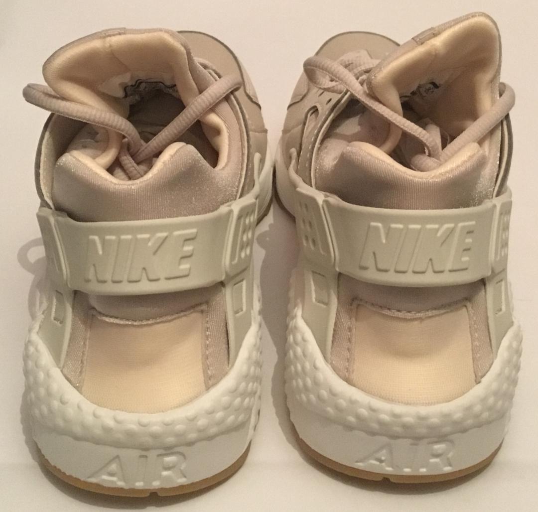 Nike Women's Air Huarache Huarache Huarache Run Trainers - Beige-White - Sizes UK 3 - To UK 7 54716f Nike Women's Air Huarache Huarache Huarache Run Trainers - Beige-White - Sizes UK 3 - To UK 7 54716f