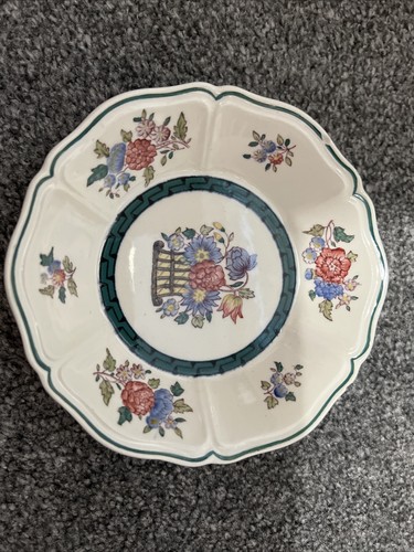 (10) WEDGWOOD TWO BONE CHINA TRINKET PLATES “wild Strawberry” - Picture 3 of 7