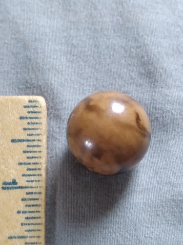 Unique Vintage Marbled Plastic Ball Button. - Picture 2 of 12