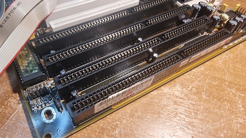 Jetway J-571B + AMD-K5 PR166 + 32MB Ram + VGA SIS + Souond Opti + Cables - Picture 6 of 13