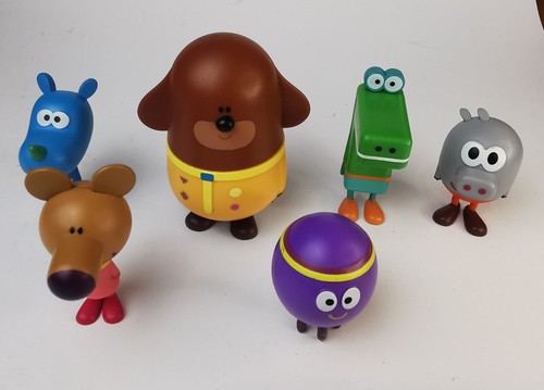 Hey Duggee Crocodile Happy Squirrel Octopus Betty 6 Topper Action Figures Toys - Picture 2 of 18
