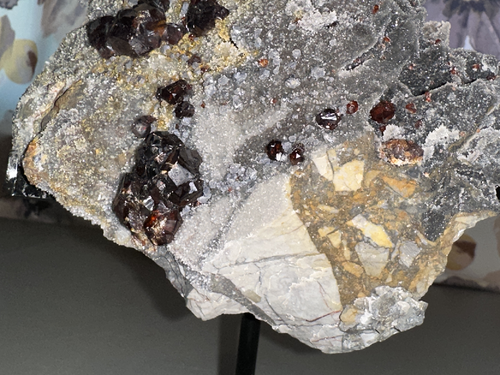 Red Sphalerite/Black Chalcedony Specimen,Quartz Crystal,Metaphysical,Decor,Gem - Foto 3 di 20