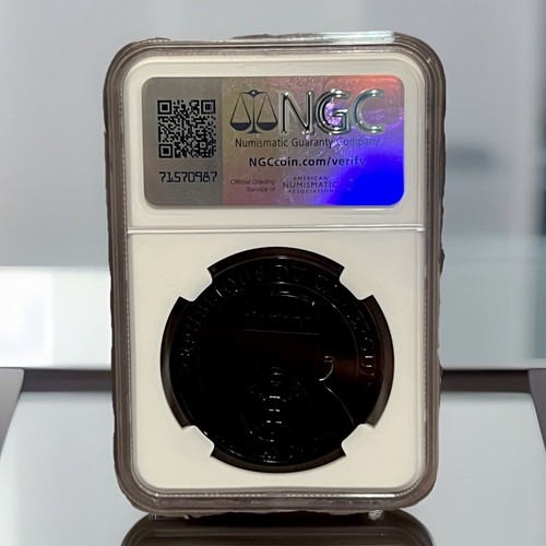 DONALD TRUMP OBSIDIAN COIN 2024 CAMEROON PROOF SILVER NGC PF70 HR Ultra Cameo - Picture 2 of 5