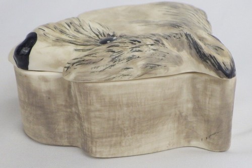 Carol Halmy Hand Made Porcelain Schnauzer Dog Trinket / Jewelry Box - Picture 4 of 7