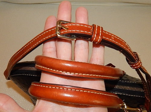 Dooney Bourke Handbag Zip Around Dome Bag 2-Way Black Saddle Ostrich Leather WoW - Imagen 7 de 15